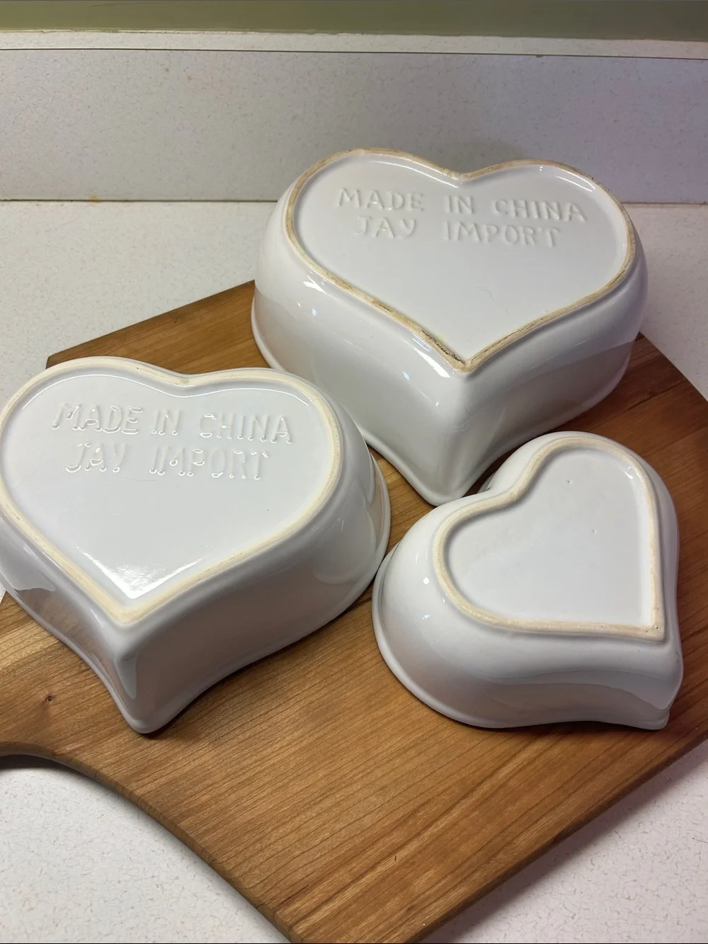White and blue sponge ware set of 3 Heart-Shaped Ceramic Bowls